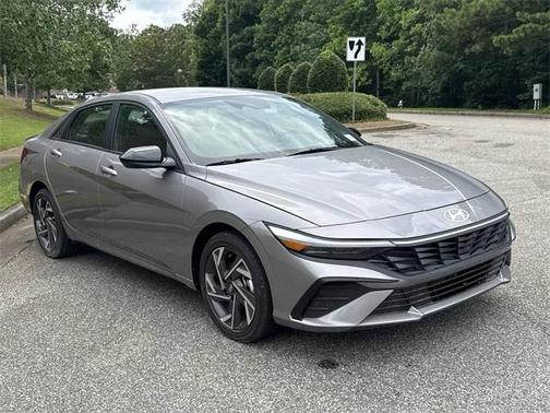 2025 Hyundai ELANTRA HEV SEL Sport