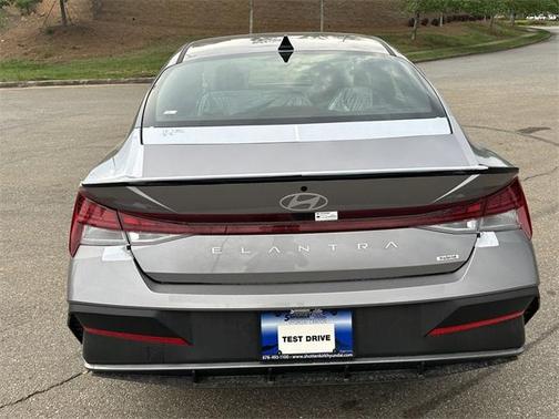 2025 Hyundai ELANTRA HEV SEL Sport