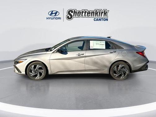 2025 Hyundai ELANTRA HEV SEL Sport