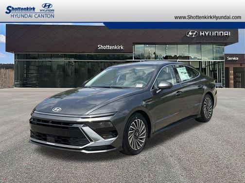 2025 Hyundai SONATA Hybrid Limited
