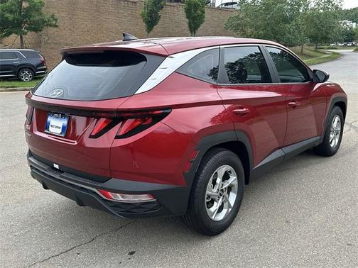 2024 Hyundai TUCSON SE