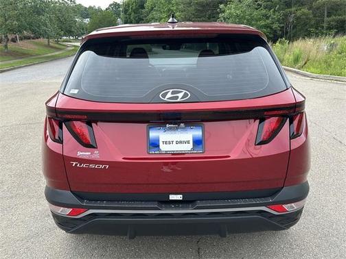 2024 Hyundai TUCSON SE