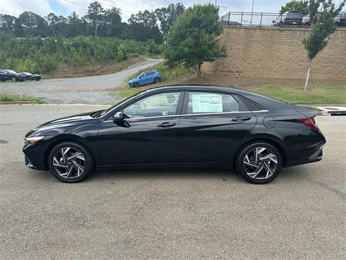 2025 Hyundai ELANTRA HEV Limited