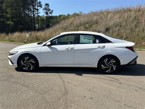 2025 Hyundai ELANTRA HEV Limited