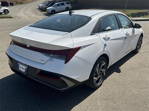 2025 Hyundai ELANTRA HEV Limited