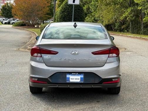 2020 Hyundai ELANTRA Limited