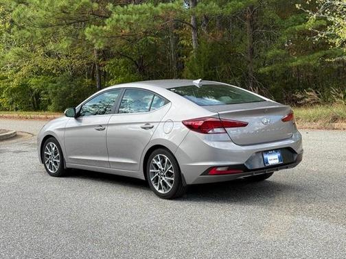 2020 Hyundai ELANTRA Limited