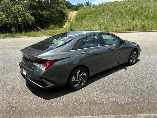 2025 Hyundai ELANTRA HEV Limited