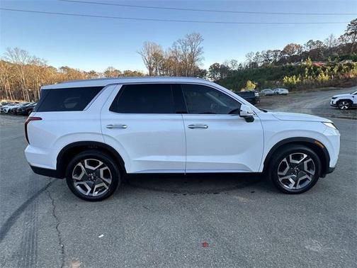2025 Hyundai PALISADE SEL Premium