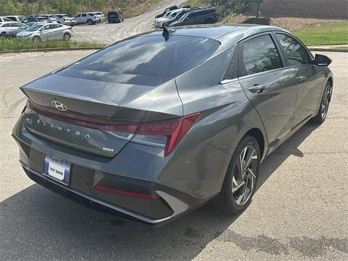 2024 Hyundai ELANTRA HEV Limited