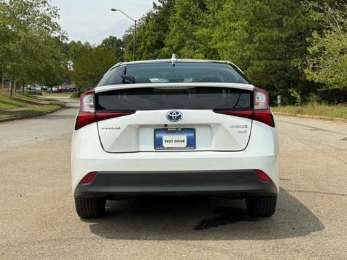 2022 Toyota Prius L