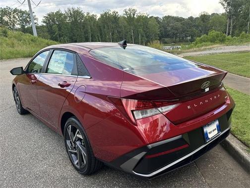 2025 Hyundai ELANTRA HEV Limited
