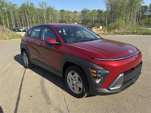 2025 Hyundai KONA SE