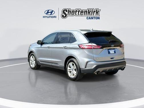 Iconic Silver Metallic 2020 Ford Edge SEL