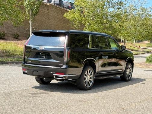 2023 Cadillac Escalade ESV Premium Luxury Platinum