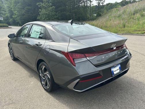 2025 Hyundai ELANTRA HEV Limited