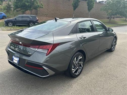 2025 Hyundai ELANTRA HEV Limited