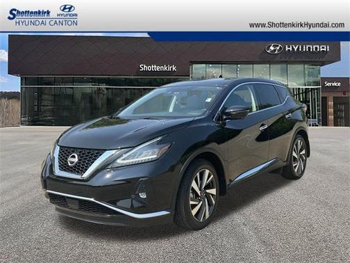 2023 Nissan Murano SL