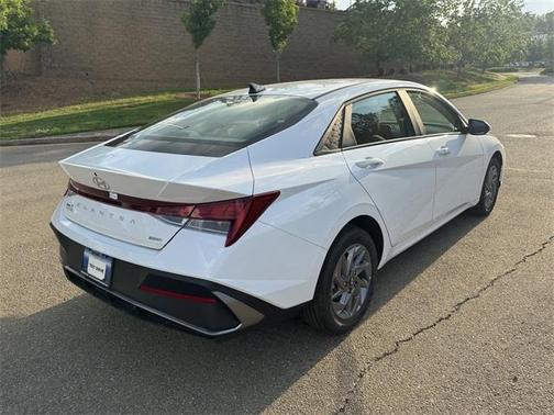 2025 Hyundai ELANTRA HEV Blue