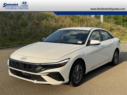 2025 Hyundai ELANTRA HEV Blue
