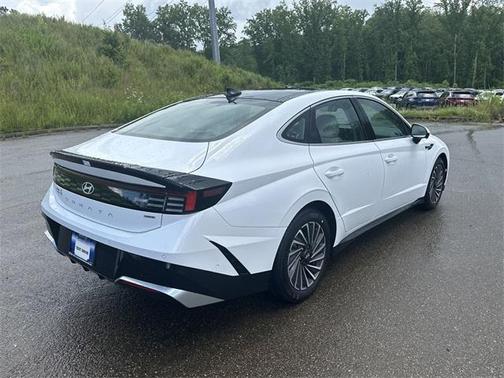 2025 Hyundai SONATA Hybrid Limited