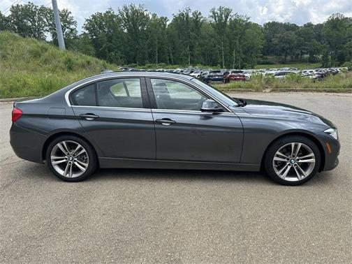 2017 BMW 330 i