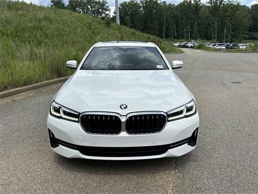 2022 BMW 530 i