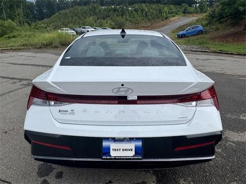 2025 Hyundai ELANTRA HEV Limited