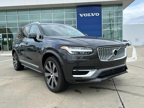 2024 Volvo XC90 Recharge Plug-In Hybrid T8 Plus Bright Theme 7 Passenger