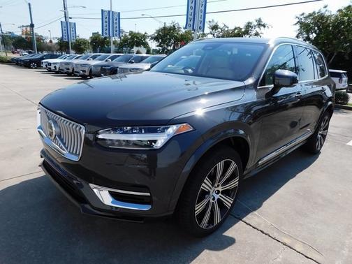 2024 Volvo XC90 Recharge Plug-In Hybrid T8 Plus Bright Theme 7 Passenger