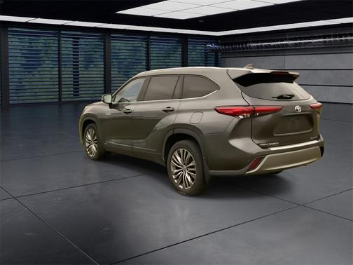 2020 Toyota Highlander Hybrid Platinum