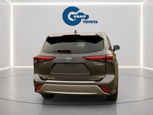 2020 Toyota Highlander Hybrid Platinum