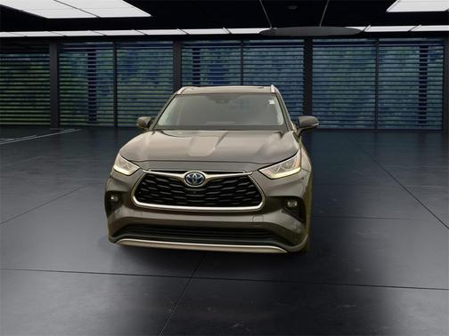 2020 Toyota Highlander Hybrid Platinum