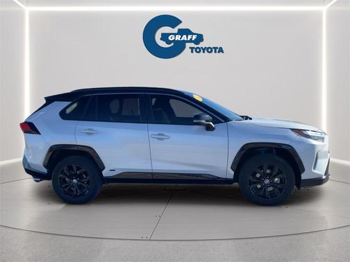 2023 Toyota RAV4 Hybrid SE