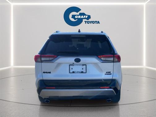 2023 Toyota RAV4 Hybrid SE