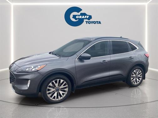 2022 Ford Escape Titanium