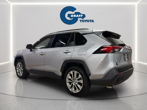Silver Sky Metallic 2021 Toyota RAV4 XLE Premium