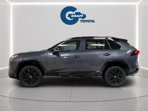2022 Toyota RAV4 Hybrid SE