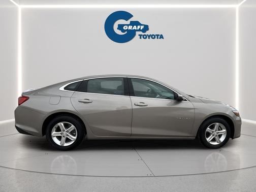 Mineral Gray Metallic 2023 Chevrolet Malibu FWD 1LT