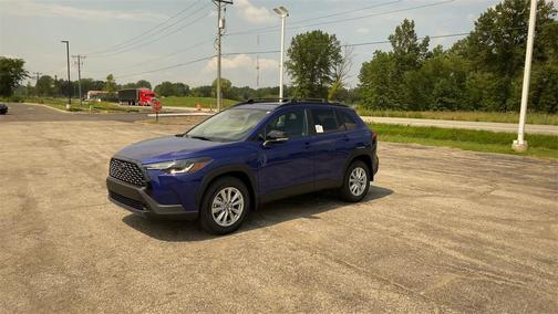 2025 Toyota Corolla Cross LE