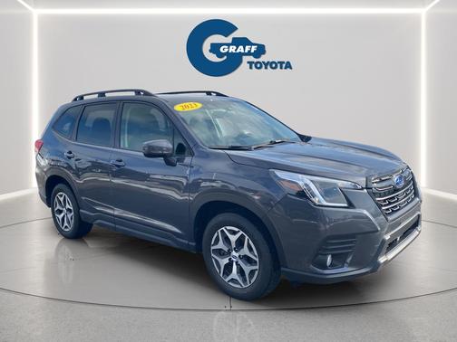 2023 Subaru Forester Premium