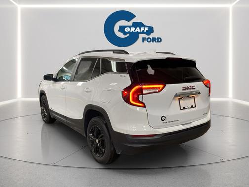 Summit White 2023 GMC Terrain SLE