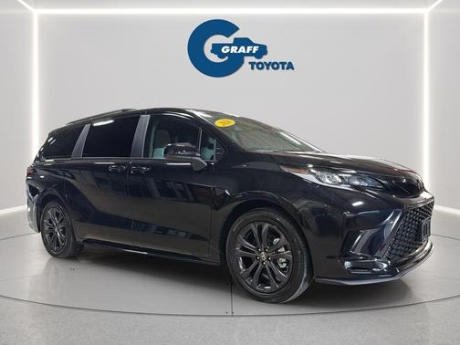 Midnight Black Metallic 2026 Toyota Sienna XSE 7 Passenger