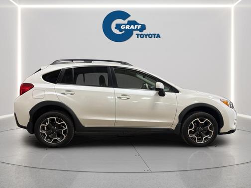 Satin White Pearl 2014 Subaru XV Crosstrek 2.0i Limited