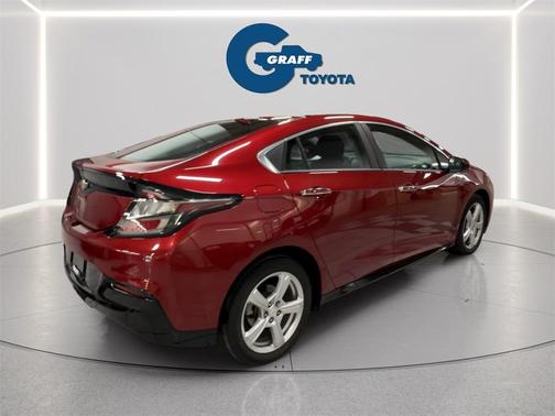 2018 Chevrolet Volt LT