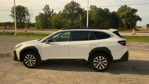2023 Subaru Outback Premium