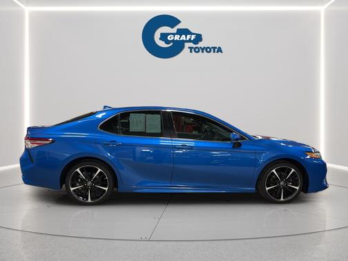 Blue Streak Metallic 2019 Toyota Camry XSE