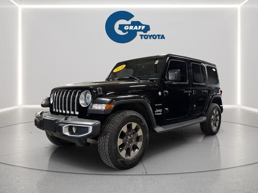 Black Clearcoat 2018 Jeep Wrangler Unlimited Sahara