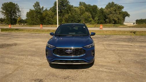 2023 Ford Escape ST-Line Elite