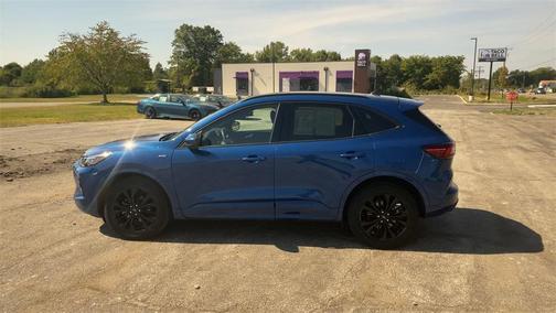 2023 Ford Escape ST-Line Elite
